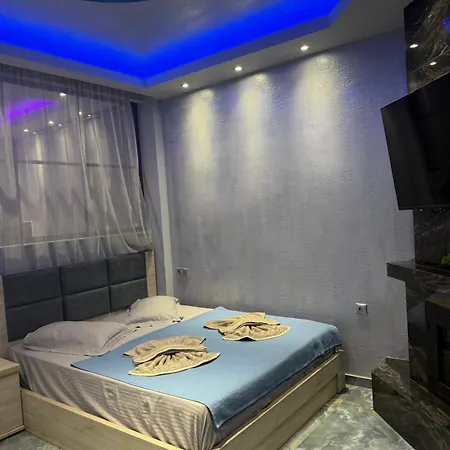 Luxury First Line By Makhome *